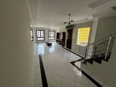 Sobrado, 3 quartos, 186 m² - Foto 4