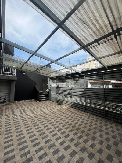 Sobrado, 5 quartos, 275 m² - Foto 1
