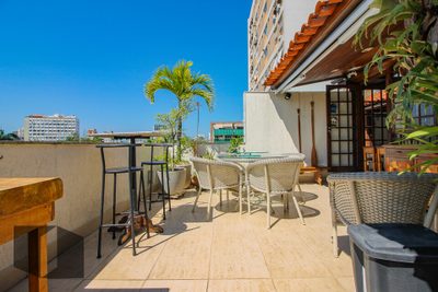 Cobertura, 3 quartos, 222 m² - Foto 2