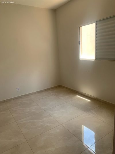 Casa, 2 quartos, 67 m² - Foto 1