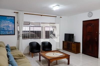 Casa, 3 quartos, 222 m² - Foto 1