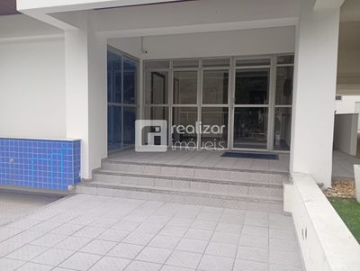 Apartamento, 2 quartos, 72 m² - Foto 2