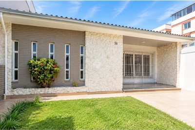 Casa, 3 quartos, 176 m² - Foto 1