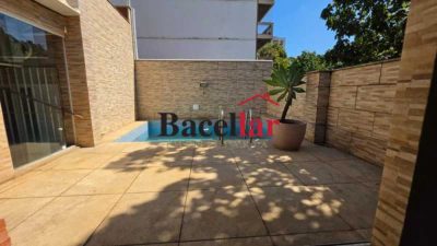 Casa, 4 quartos, 370 m² - Foto 1