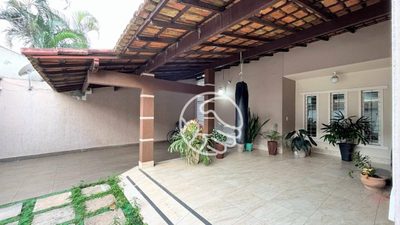 Casa, 3 quartos, 220 m² - Foto 1