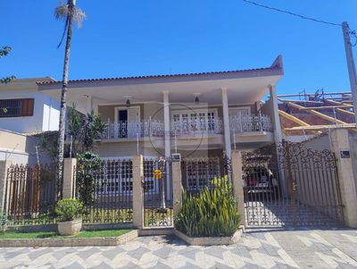 Sobrado, 4 quartos, 534 m² - Foto 1