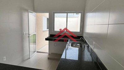 Casa, 3 quartos, 74 m² - Foto 1