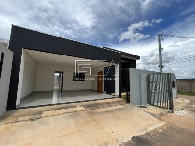 Casa, 3 quartos, 122 m² - Foto 1