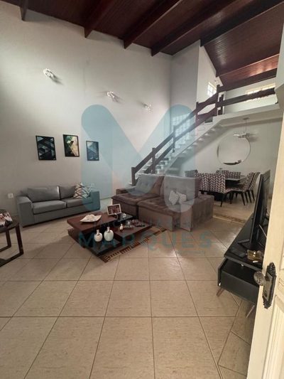 Casa, 4 quartos, 245 m² - Foto 1