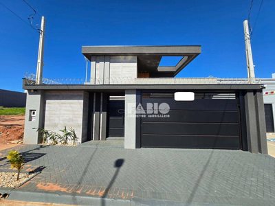 Casa, 3 quartos, 127 m² - Foto 1