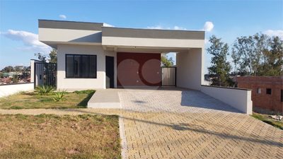 Casa, 3 quartos, 259 m² - Foto 2