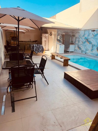 Casa, 3 quartos, 240 m² - Foto 1
