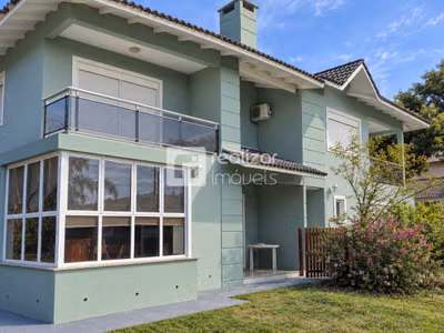 Casa, 3 quartos, 205 m² - Foto 1