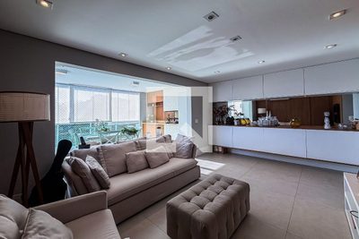 Apartamento, 3 quartos, 109 m² - Foto 1