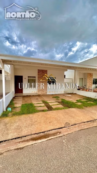 Casa, 3 quartos, 74 m² - Foto 1