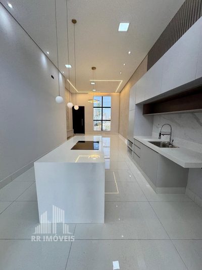 Casa, 3 quartos, 192 m² - Foto 2