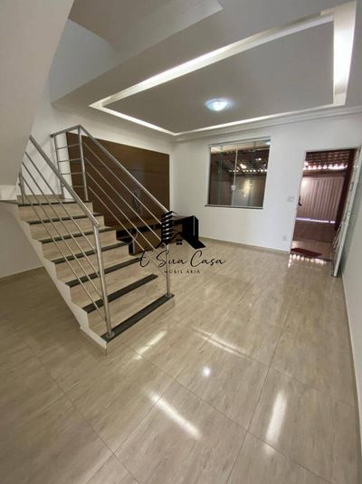 Casa, 3 quartos, 230 m² - Foto 1