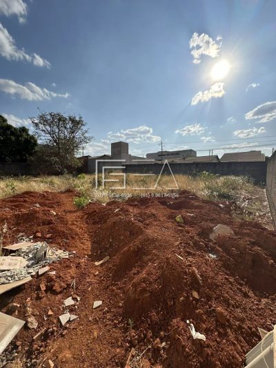 Terreno, 300 m² - Foto 2