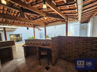 Casa, 3 quartos, 250 m² - Foto 1