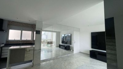 Cobertura, 3 quartos, 213 m² - Foto 2