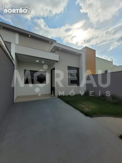 Casa, 4 quartos, 102 m² - Foto 1