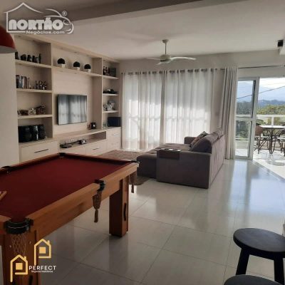 Casa, 4 quartos, 250 m² - Foto 1