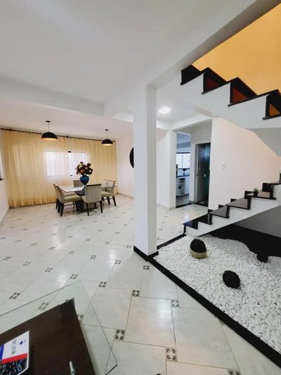 Casa, 3 quartos, 520 m² - Foto 1