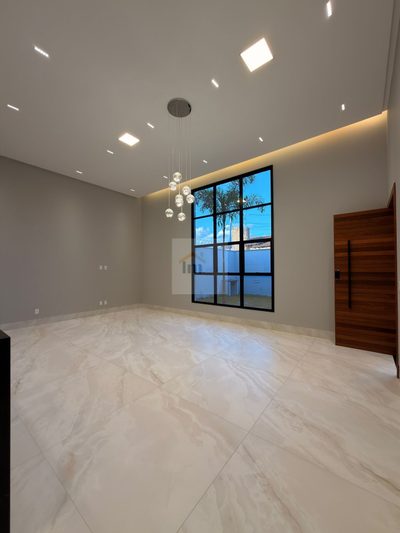 Casa, 4 quartos, 203 m² - Foto 1