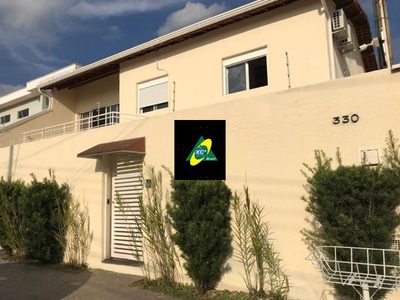 Casa, 3 quartos, 270 m² - Foto 2