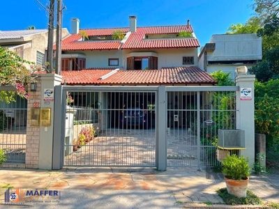 Casa, 3 quartos, 274 m² - Foto 1