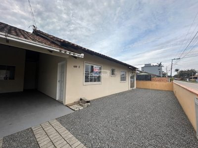 Casa, 2 quartos, 70 m² - Foto 1
