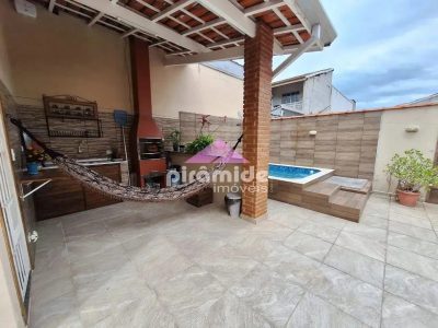 Casa, 3 quartos, 140 m² - Foto 1