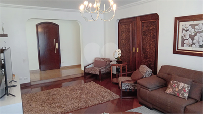 Apartamento, 3 quartos, 190 m² - Foto 2