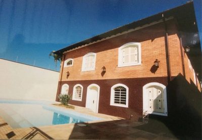 Casa, 3 quartos, 290 m² - Foto 1