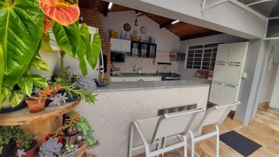 Casa, 3 quartos, 230 m² - Foto 4