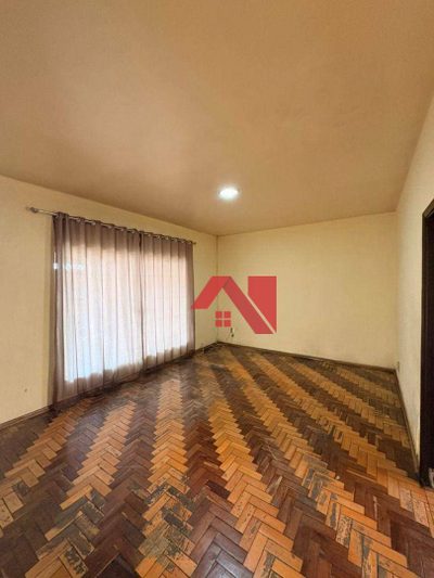 Casa, 5 quartos, 250 m² - Foto 2