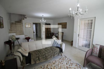 Casa, 3 quartos, 240 m² - Foto 3