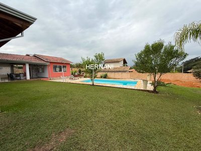 Chácara, 3 quartos, 2000 m² - Foto 1