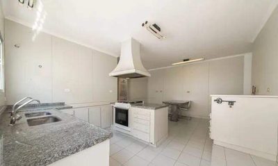 Casa, 3 quartos, 195 m² - Foto 1