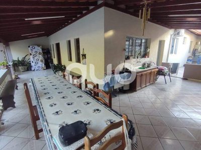 Casa, 3 quartos, 215 m² - Foto 5