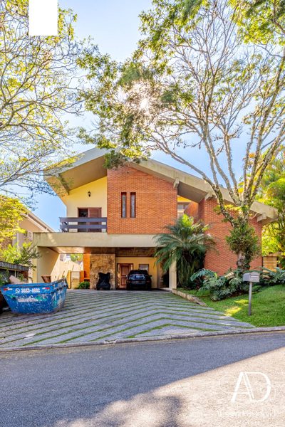 Casa, 4 quartos, 377 m² - Foto 1