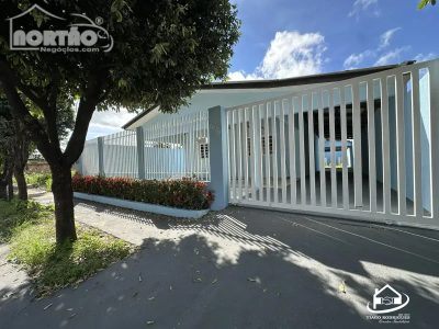 Casa, 4 quartos, 216 m² - Foto 2