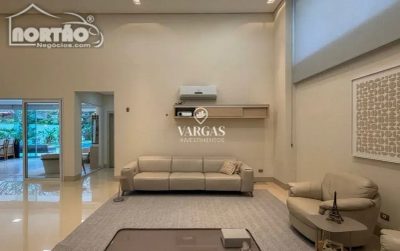 Casa, 3 quartos, 352 m² - Foto 4