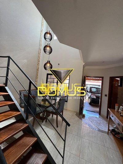 Sobrado, 4 quartos, 209 m² - Foto 3