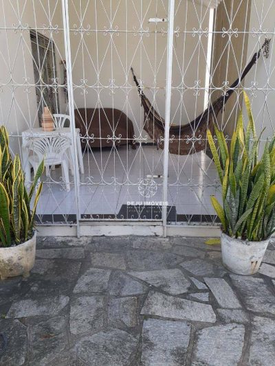 Casa, 3 quartos, 200 m² - Foto 1