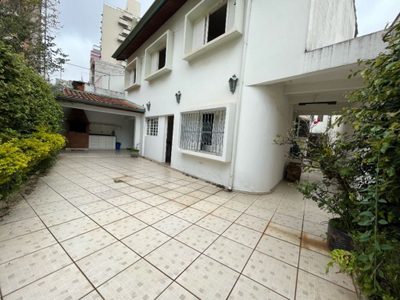 Sobrado, 3 quartos, 360 m² - Foto 1