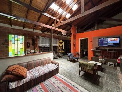 Sítio, 3 quartos, 300 m² - Foto 1
