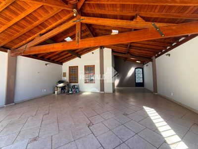 Casa, 3 quartos, 186 m² - Foto 1