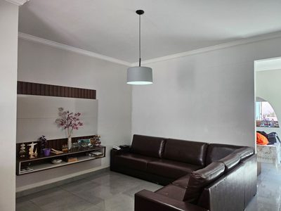 Casa, 4 quartos, 212 m² - Foto 3