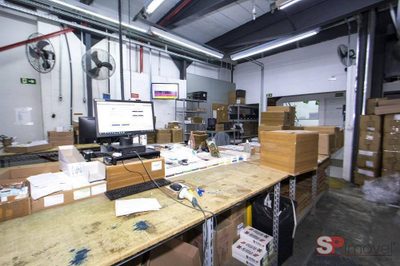Sala-Conjunto, 1000 m² - Foto 2